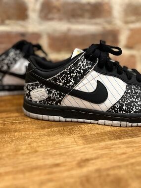 Nike Kids Black and White Notebook-Panel Low Top Sneakers